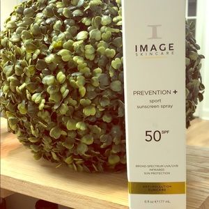 Image Skincare sport sunscreen spray SPF 50
